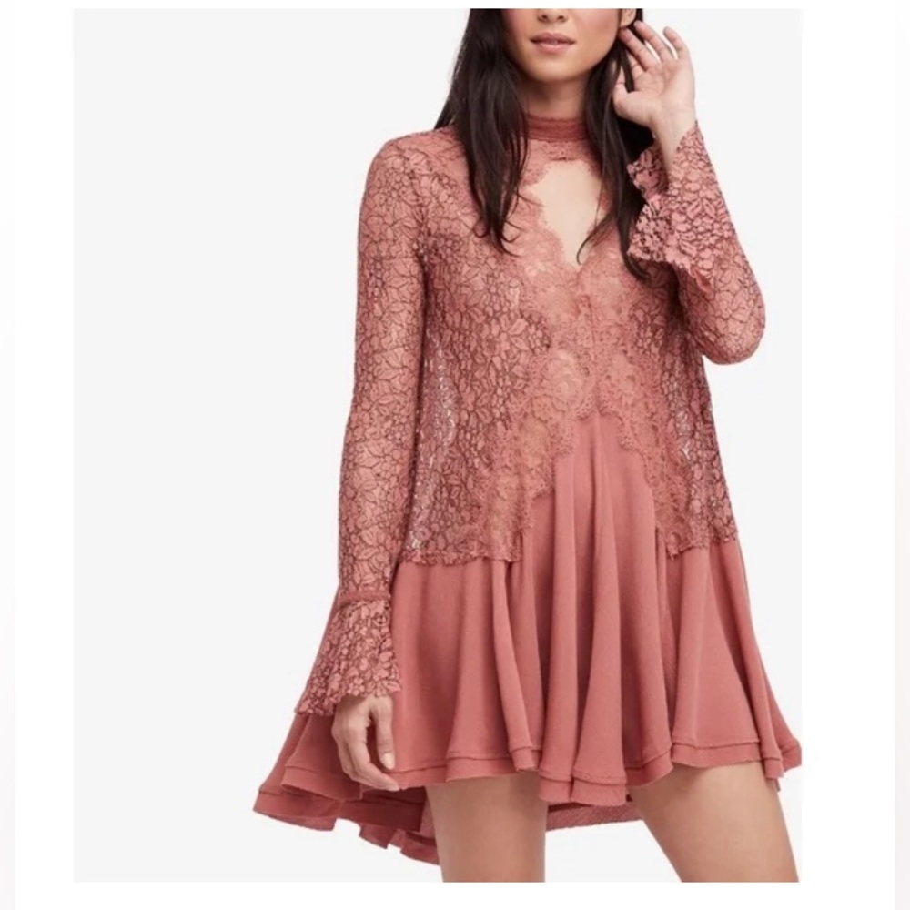 FREE PEOPLE- Lace Tunic